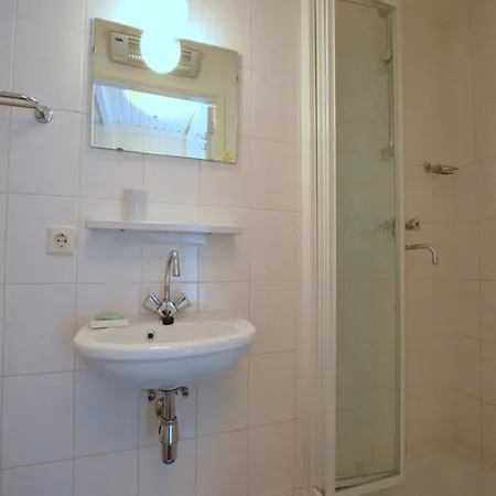 Holiday home In Near Forest, Cleaning Included *